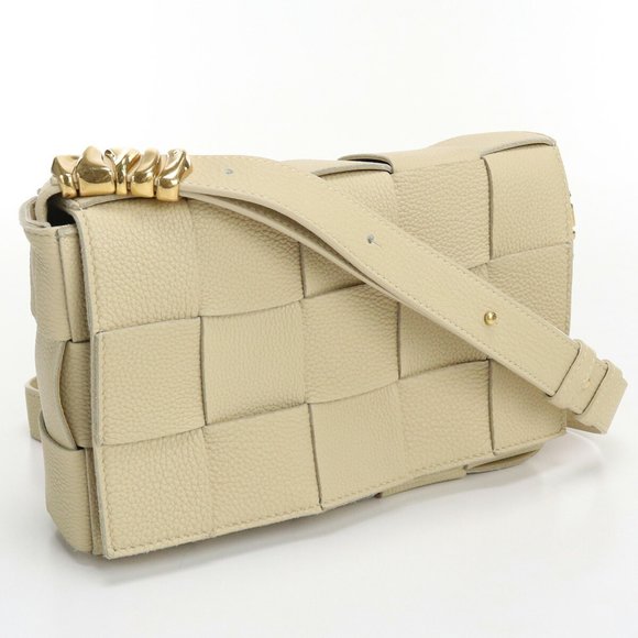BOTTEGA VENETA Handbags - BOTTEGAVENETA Bottega Veneta cassette shoulder 666870 V17H 9776 bag leather l...